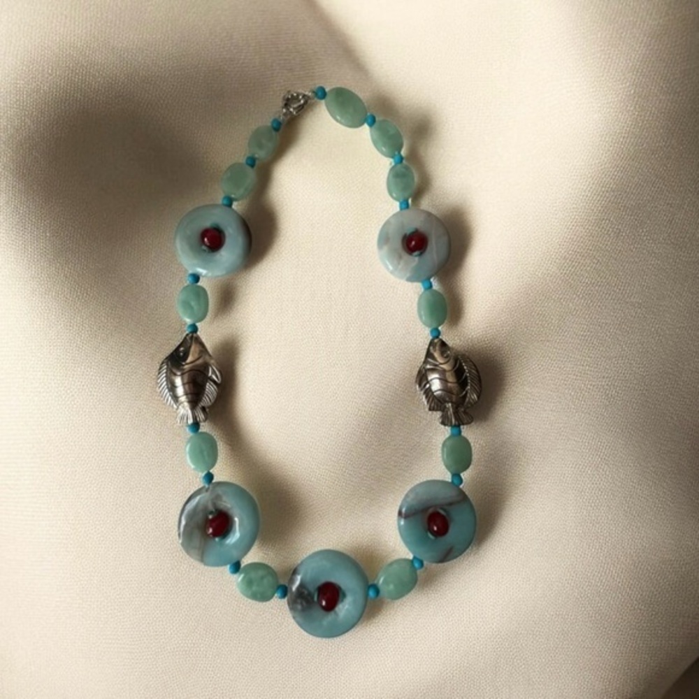 Jade Stone Glass bead Necklace Silver Fish 24” long